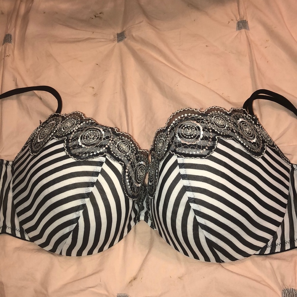 Cacique elegant bra